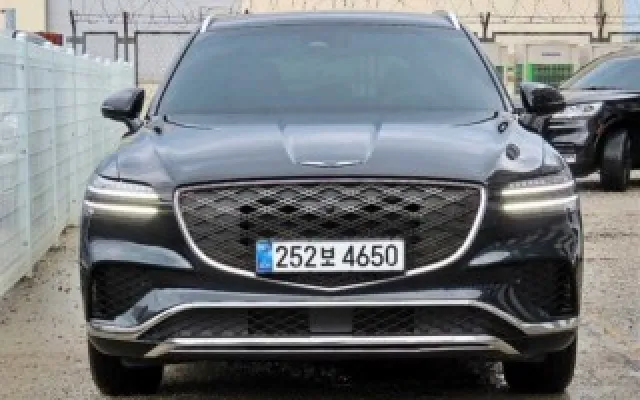 허위매물없는중고차매매사이트 GV70 2.5T 가솔린 AWD 매물 사진 12 - 2024/10 38,960km